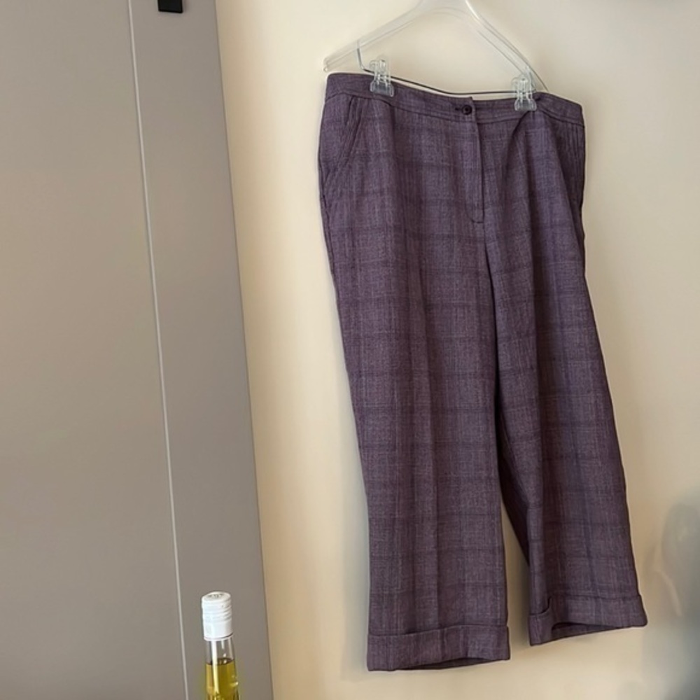 18 W purple plaid bottoms, sag, harbor pocket detail